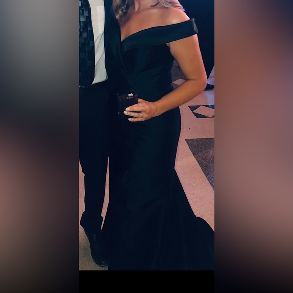 BLACK Alfred Sung Off the Shoulder Satin Gown - Picture 4 of 4